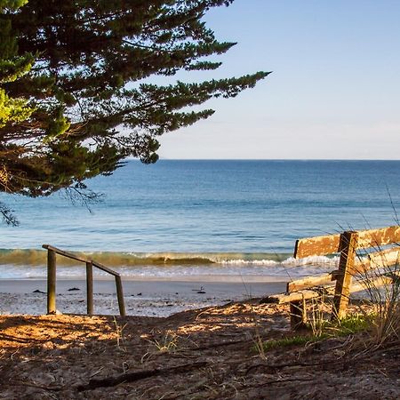 Taigh na Mara Bed and Breakfast Whitianga Bagian luar foto