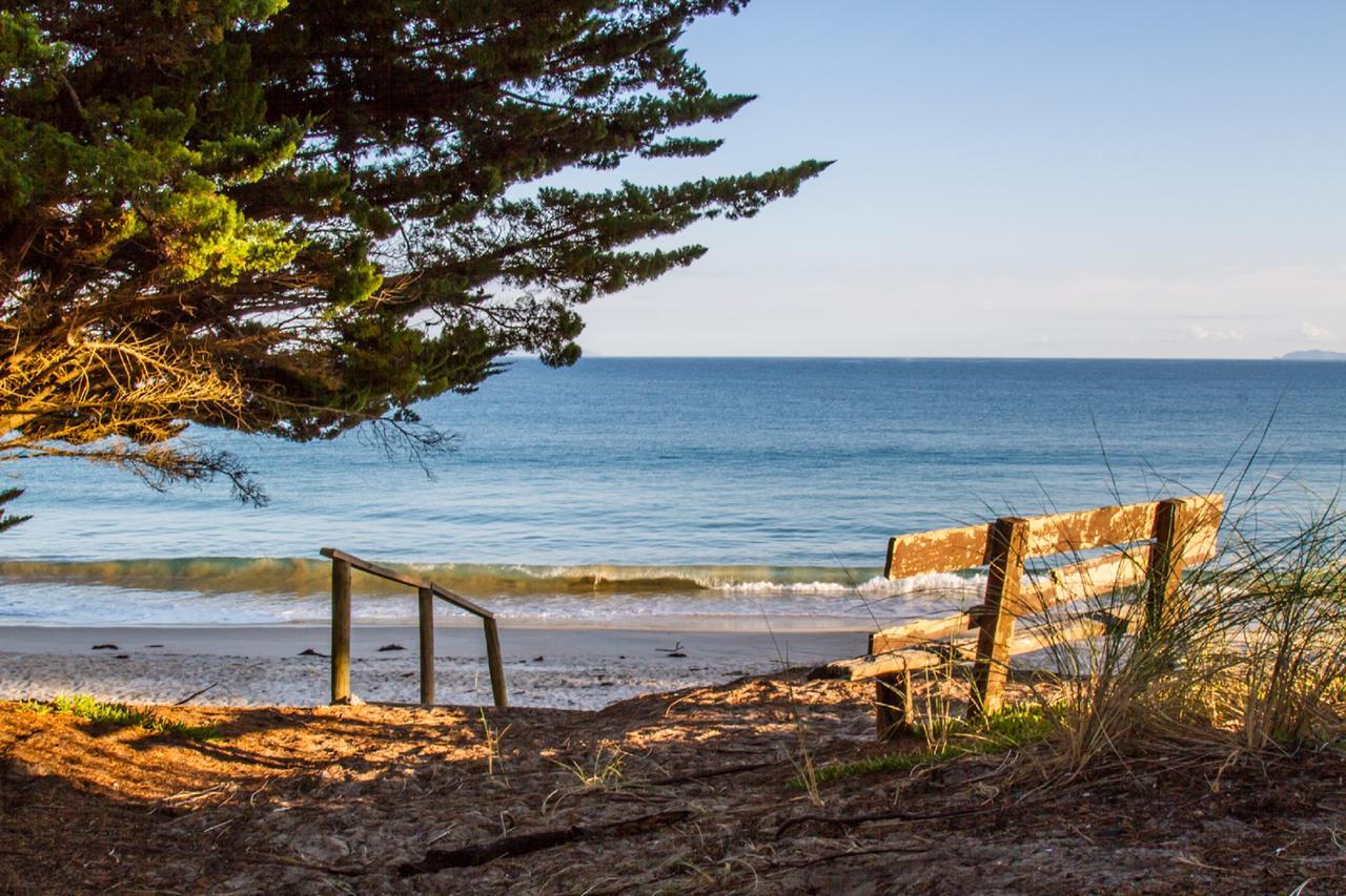 Taigh na Mara Bed and Breakfast Whitianga Bagian luar foto